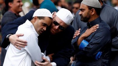 Photo of نيوزيلندا تمنح عائلات ضحايا مجزرة المسجدين إقامة دائمة